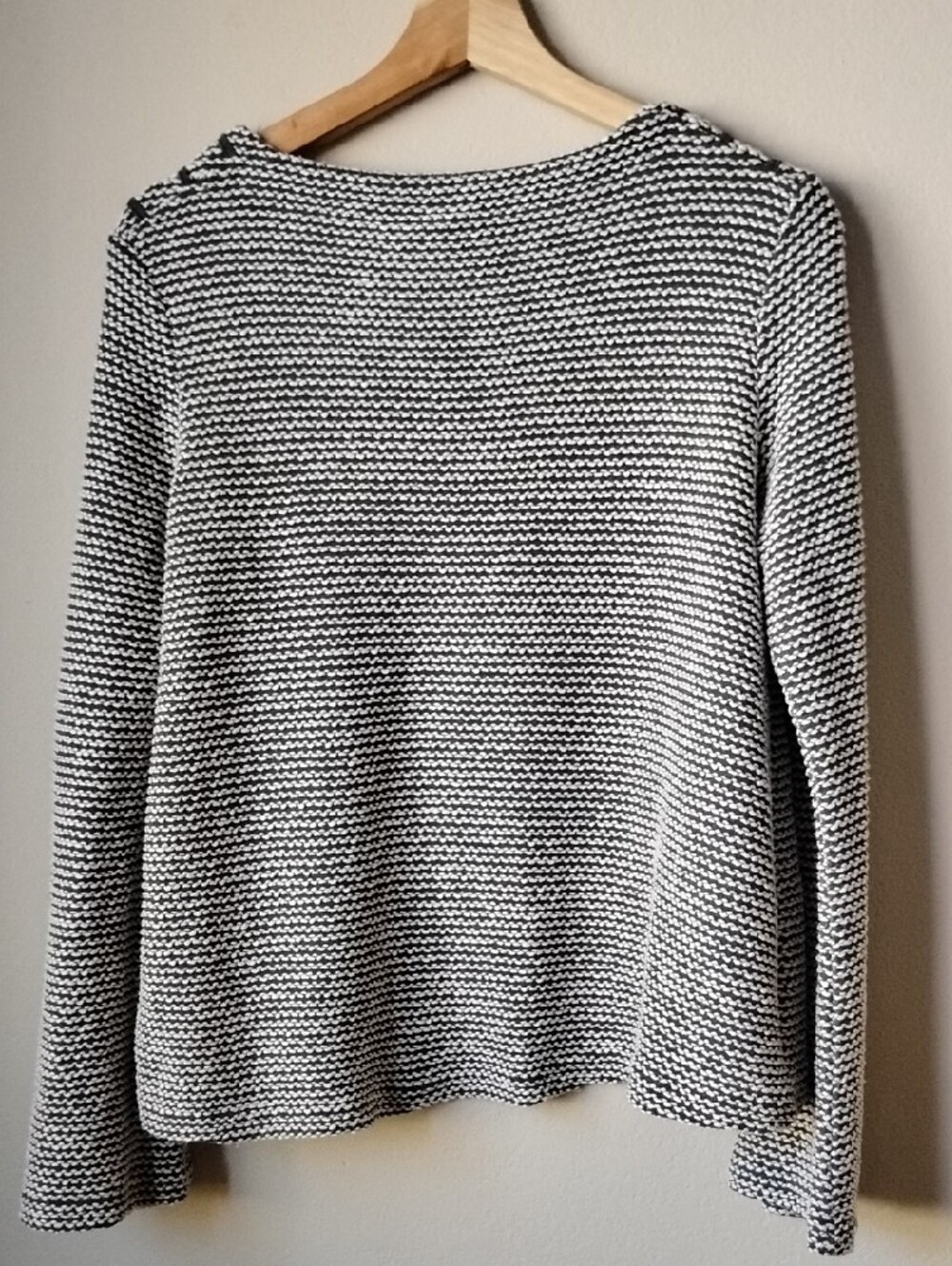 Roxy Size S Black & White Striped Knit Button-Shoulder Sweater - Picture 10 of 16